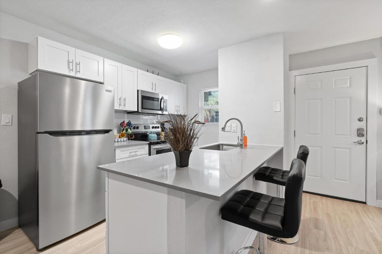 Evonify Stays - Highland - Stylish Furnished Apartments Austin Exterior photo
