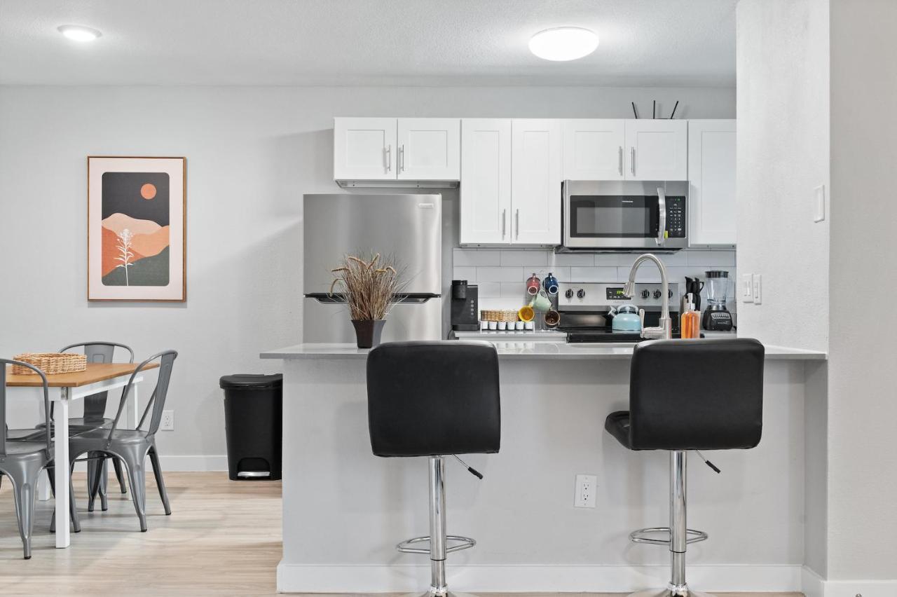 Evonify Stays - Highland - Stylish Furnished Apartments Austin Exterior photo