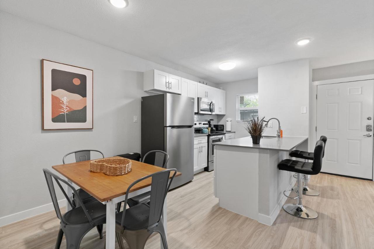 Evonify Stays - Highland - Stylish Furnished Apartments Austin Exterior photo